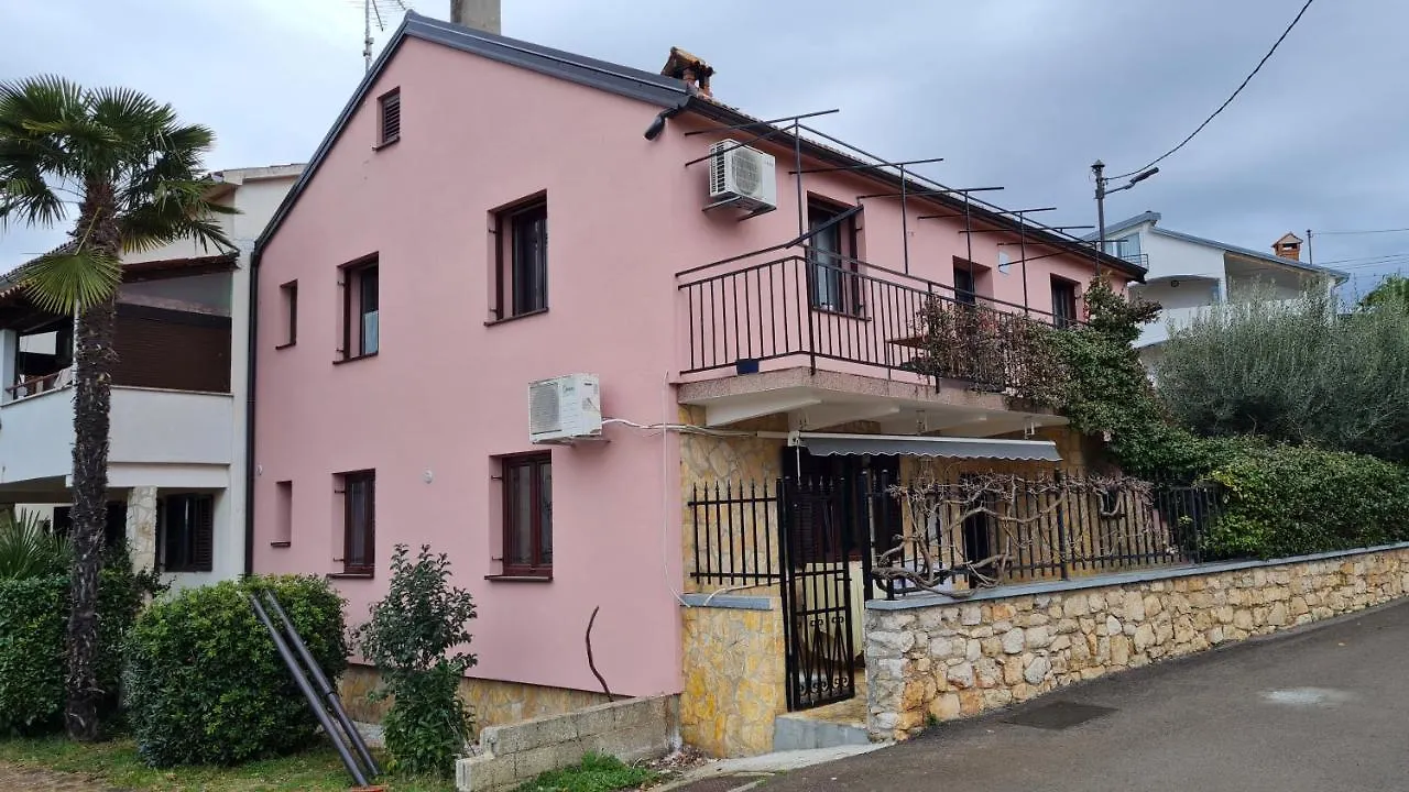 Apartment Nela Funtana